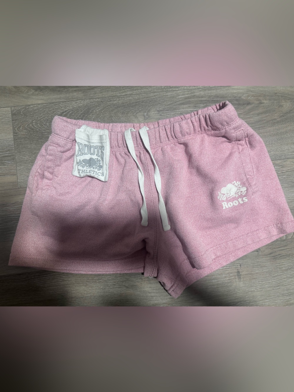 Roots Pink Heritage Sweat Shorts – Women’s Small